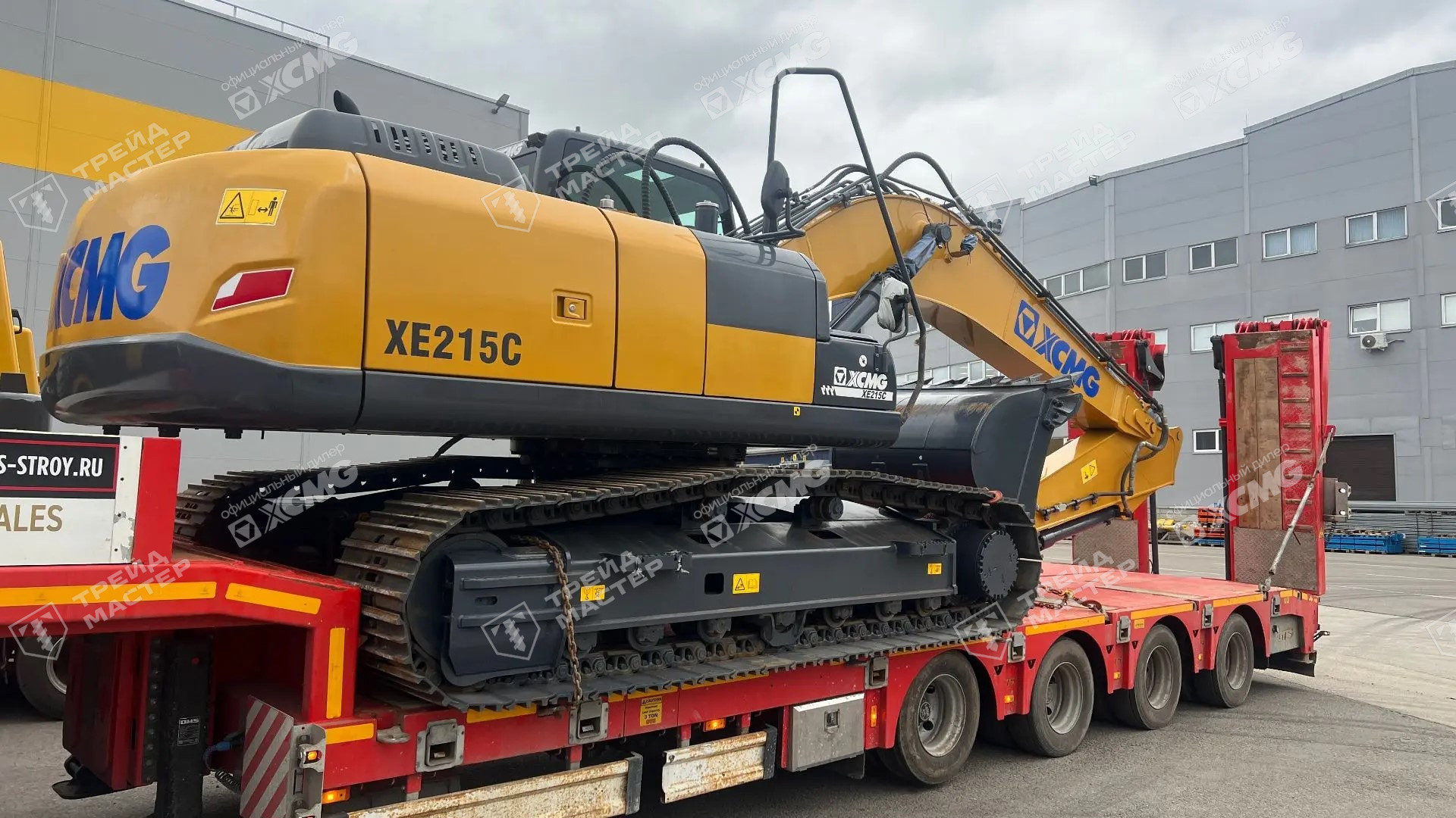 Гусеничный экскаватор XCMG XE215C (Perkins)