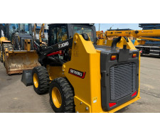 Мини-погрузчик XCMG SR760RU