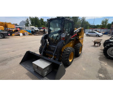 Мини-погрузчик XCMG SR760RU