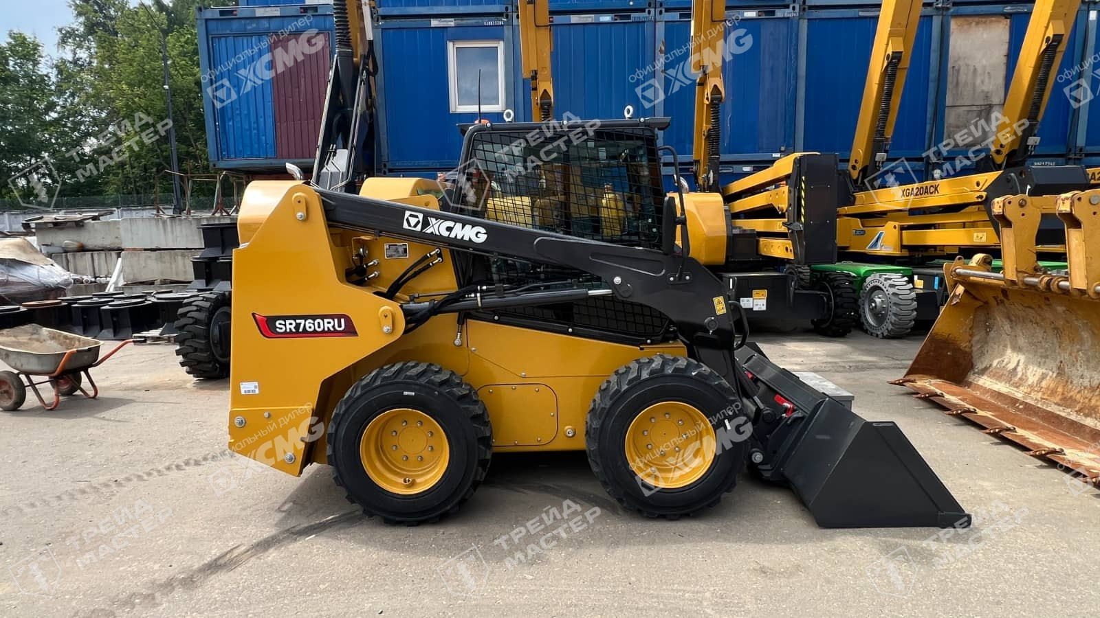 Мини-погрузчик XCMG SR760RU